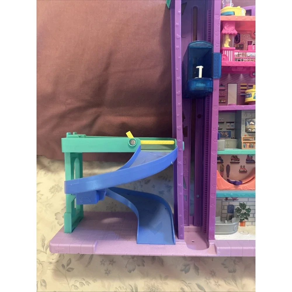 Polly Pocket Mega Mall Playset Elevator Works. No Accessories Or Dolls